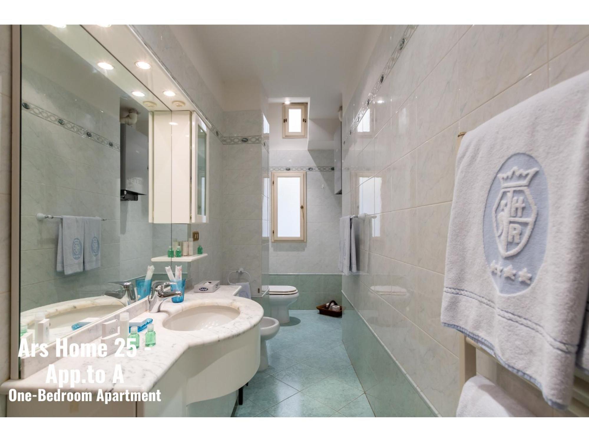 Ars Home - Santa Maria Novella - Ezia Home & Ars Home 25 Florence Exterior photo